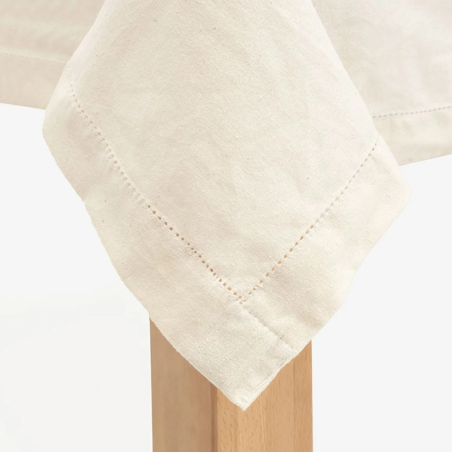 Casa Viva Mantel de algodón beige Vainica 140x140cm Outlet