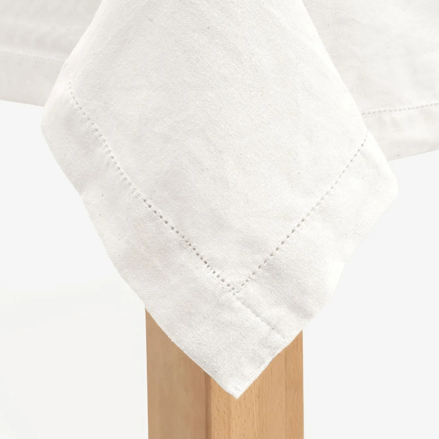 Casa Viva Mantel de algodón blanco Vainica 140x140cm Hot