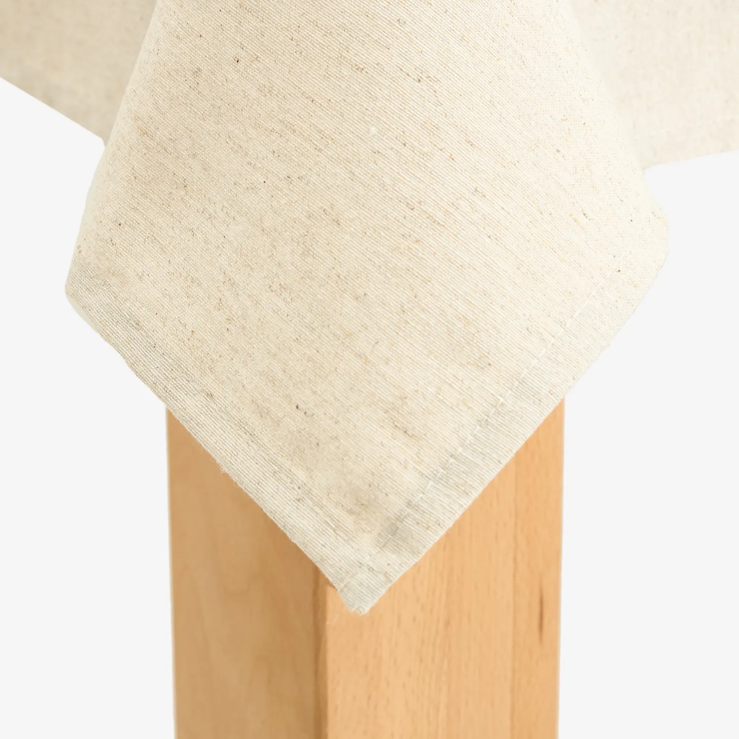 Casa Viva Mantel de lino beige Ador 140x140cm Clearance