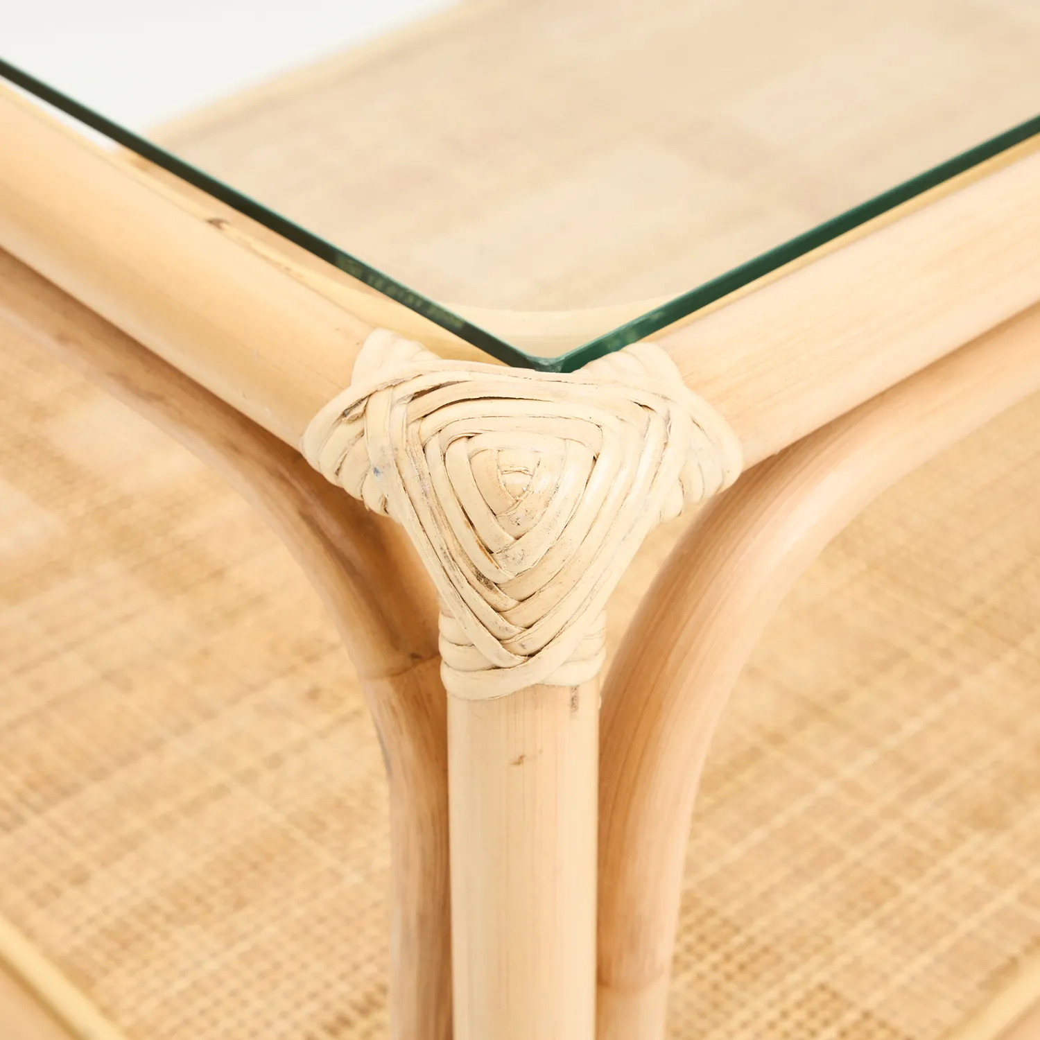 Casa Viva Mesa de centro de ratán y cristal Corvo 110x60x40cm Online