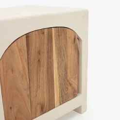 Casa Viva Mesita de noche de madera de acacia y microcemento Kurli 50x40x45cm Clau&Chloe New