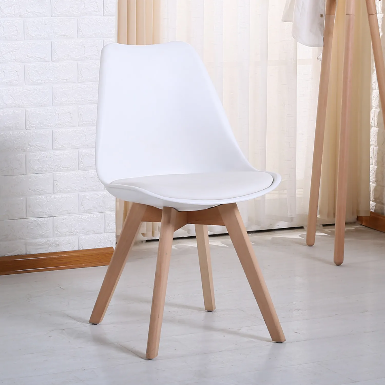 Casa Viva Silla de comedor blanca acolchada Leisure 50x47x81cm Best