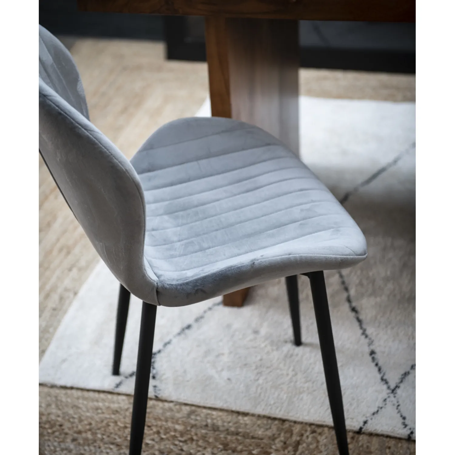 Casa Viva Silla de comedor de terciopelo gris Lydia 54x50x86cm Clau&Chloe