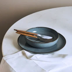 Casa Viva Vajilla de 12 piezas de porcelana azul Olite Hot