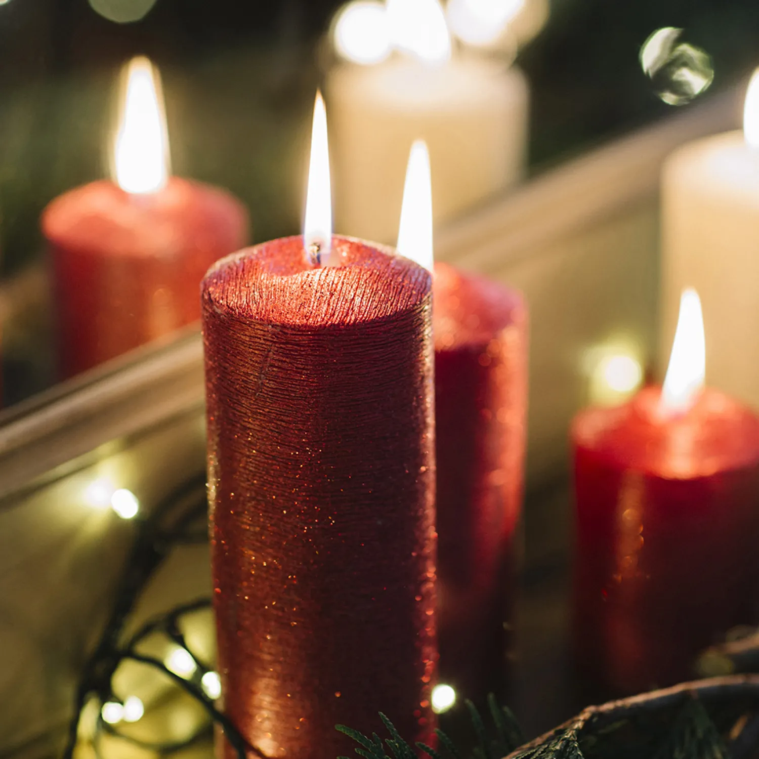 Casa Viva Vela decorativa pilar rojo Ø7x20cm Outlet